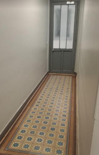 Ferienwohnung Petite Maison Avec Cour Dans Les Beaux Quartiers-Vous Faites Le Menage- Very Good Prices For T-H-E Location But You Have To Clea-N Th-E Flat Paris Exterior foto